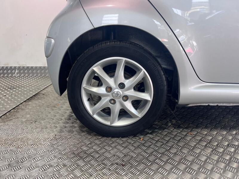 TOYOTA AYGO