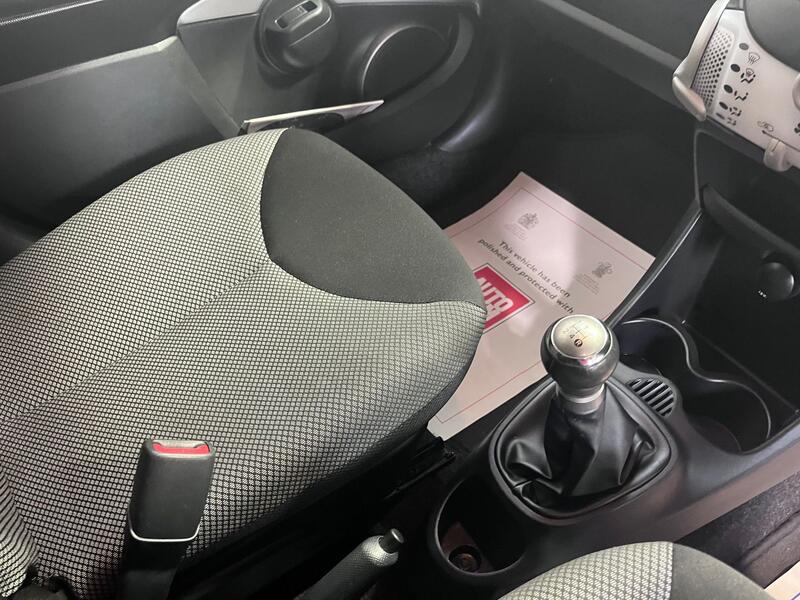 TOYOTA AYGO