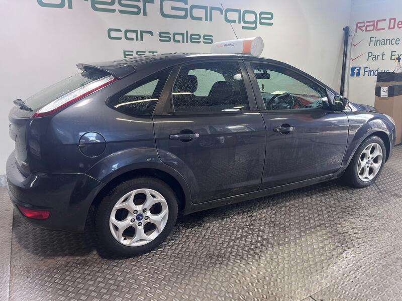 FORD FOCUS