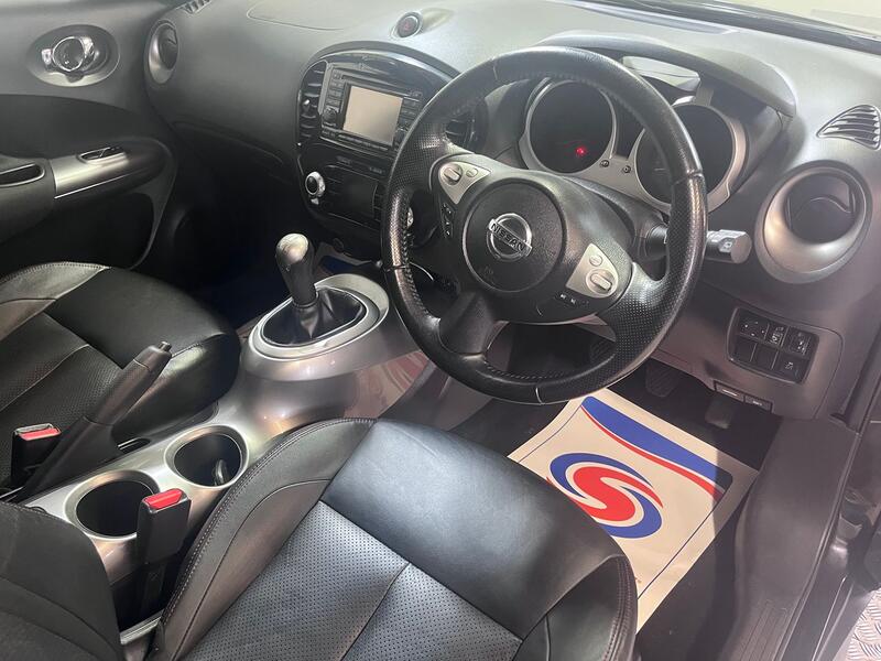 NISSAN JUKE