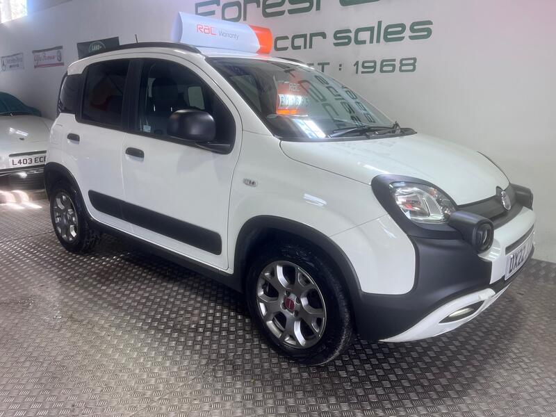 View FIAT PANDA 1.0 City Cross 1.0 Mild Hybrid 70hp