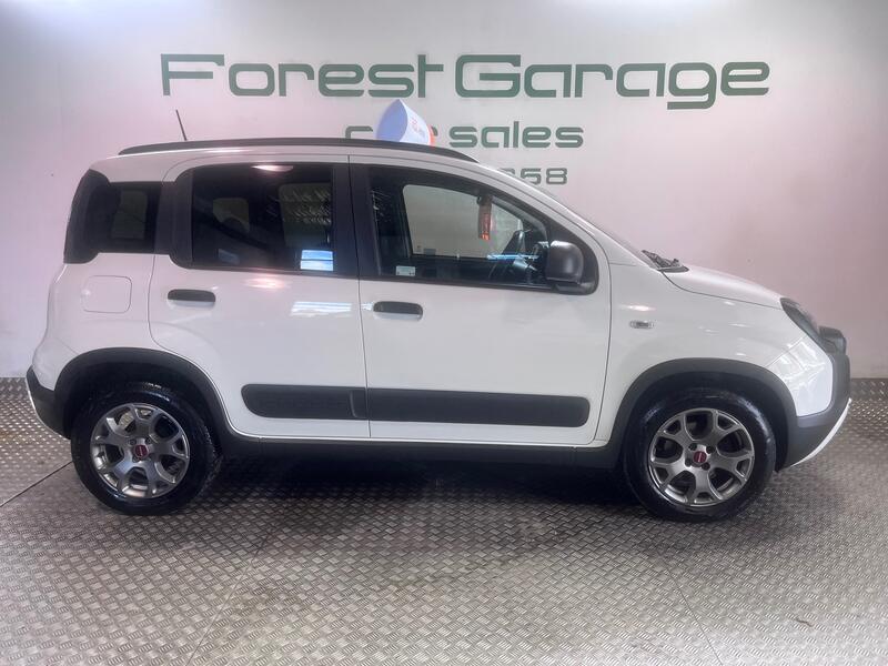 View FIAT PANDA 1.0 City Cross 1.0 Mild Hybrid 70hp