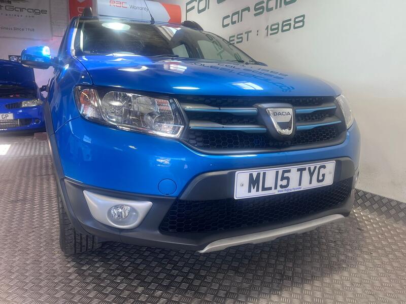 View DACIA SANDERO STEPWAY 0.9 Stepway Laureate TCe 90