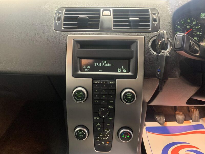 VOLVO C30