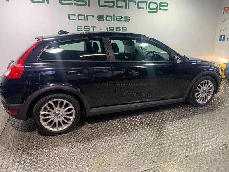 VOLVO C30