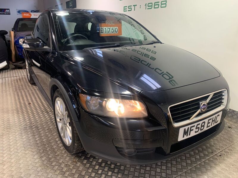 View VOLVO C30 1.6 SE 2dr