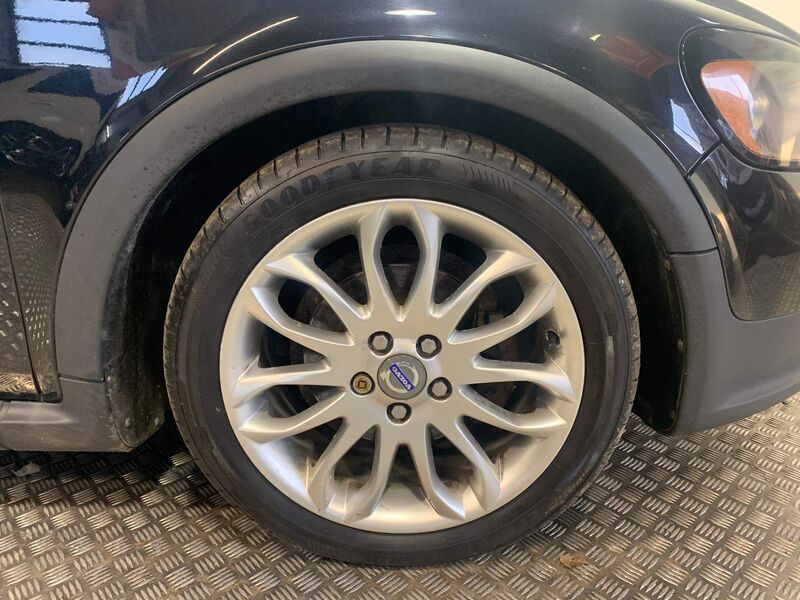 VOLVO C30