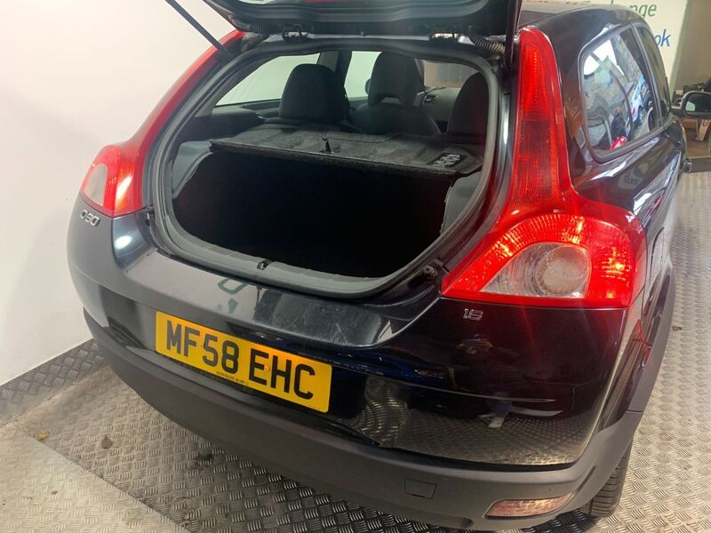 VOLVO C30