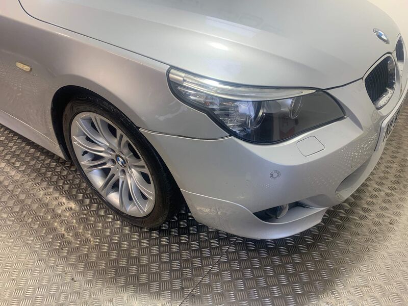 BMW 5 SERIES