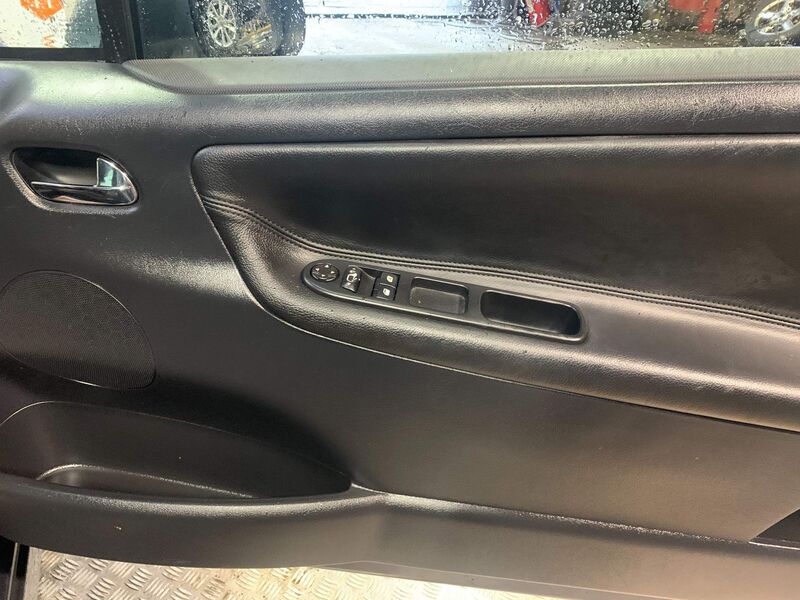 PEUGEOT 207 CC