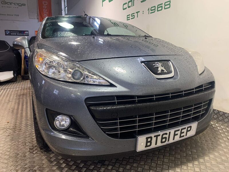 PEUGEOT 207 CC