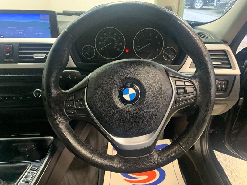 BMW 3 SERIES