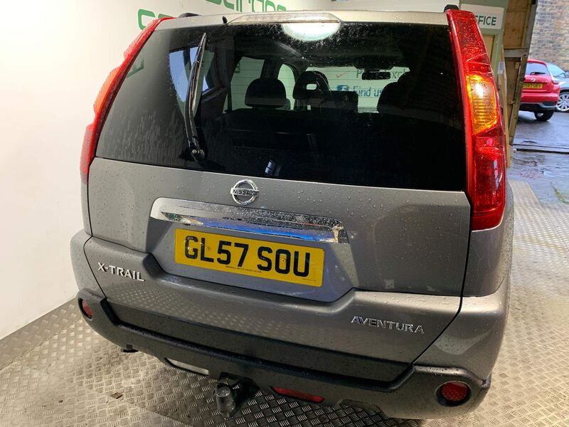 NISSAN X-TRAIL