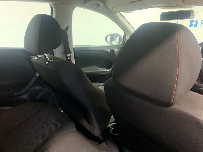 SEAT IBIZA