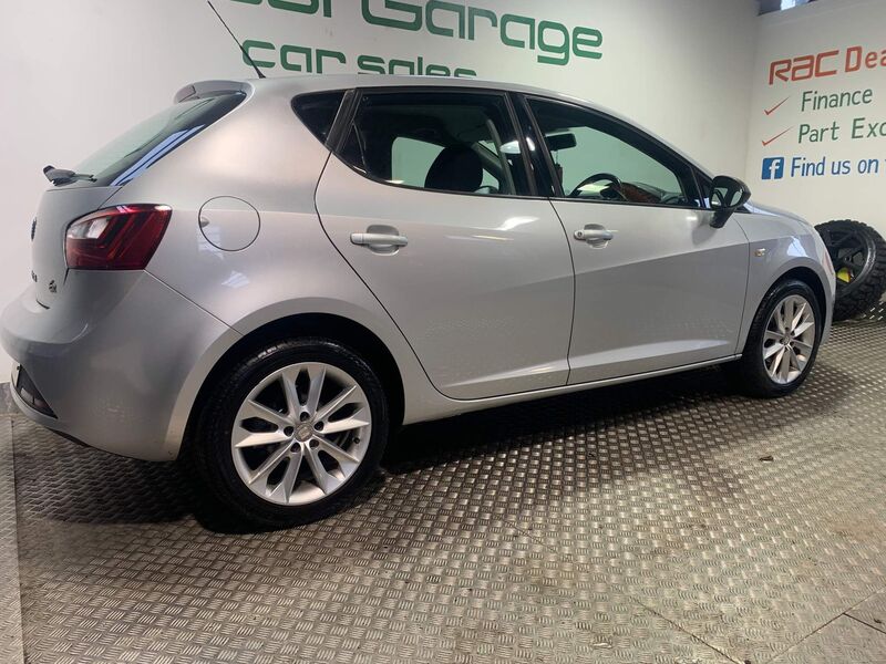 SEAT IBIZA