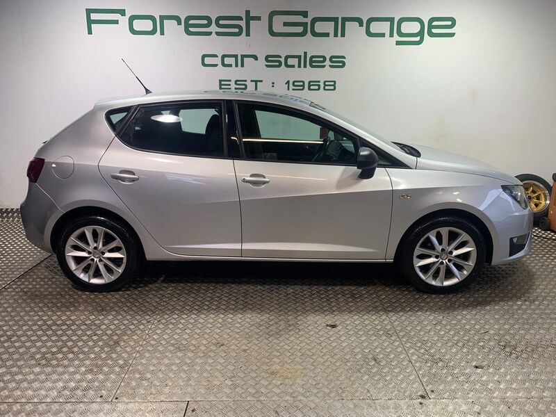 View SEAT IBIZA 1.2 TSI FR DSG 5dr