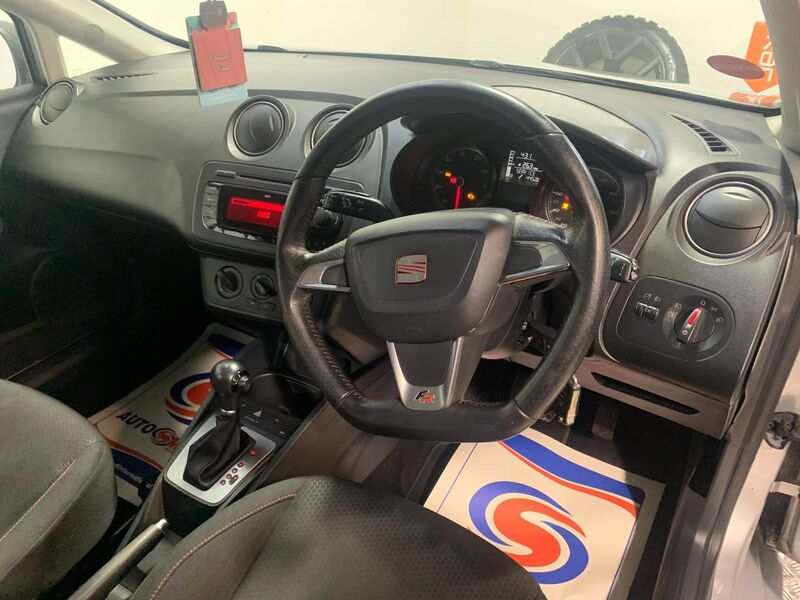 SEAT IBIZA