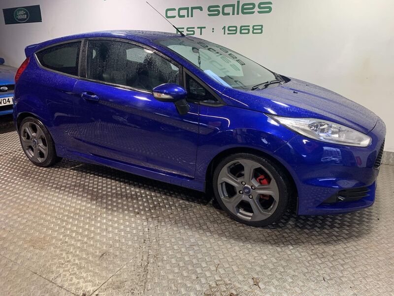 View FORD FIESTA 1.6T EcoBoost ST-2 3dr