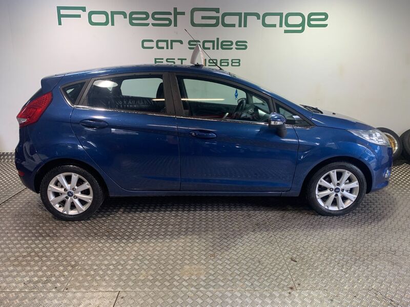 View FORD FIESTA 1.25 Zetec 5dr