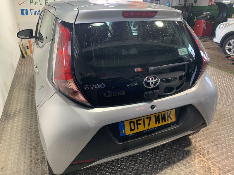 TOYOTA AYGO