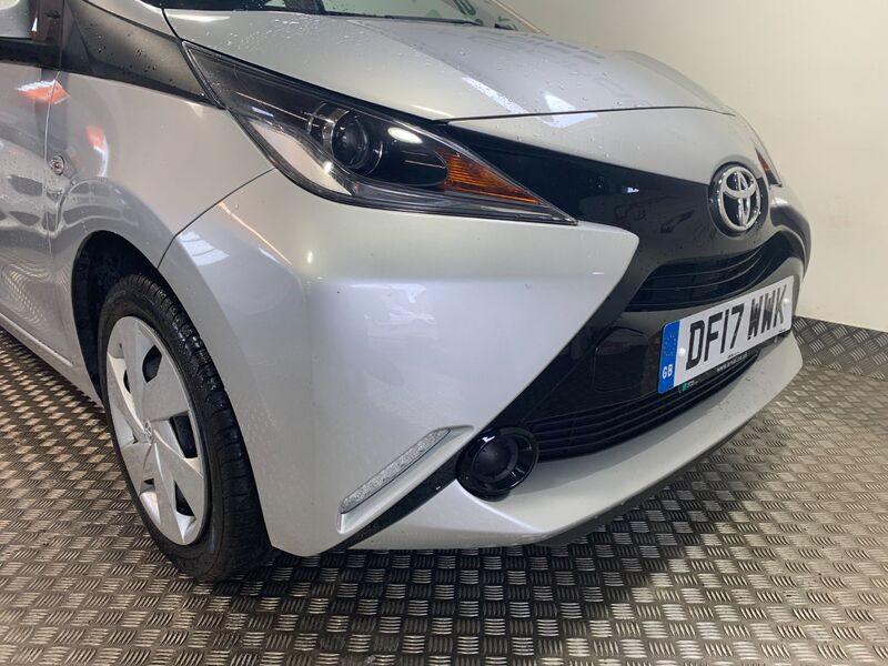 TOYOTA AYGO