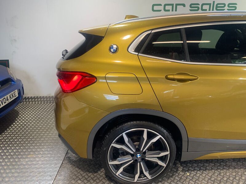 BMW X2