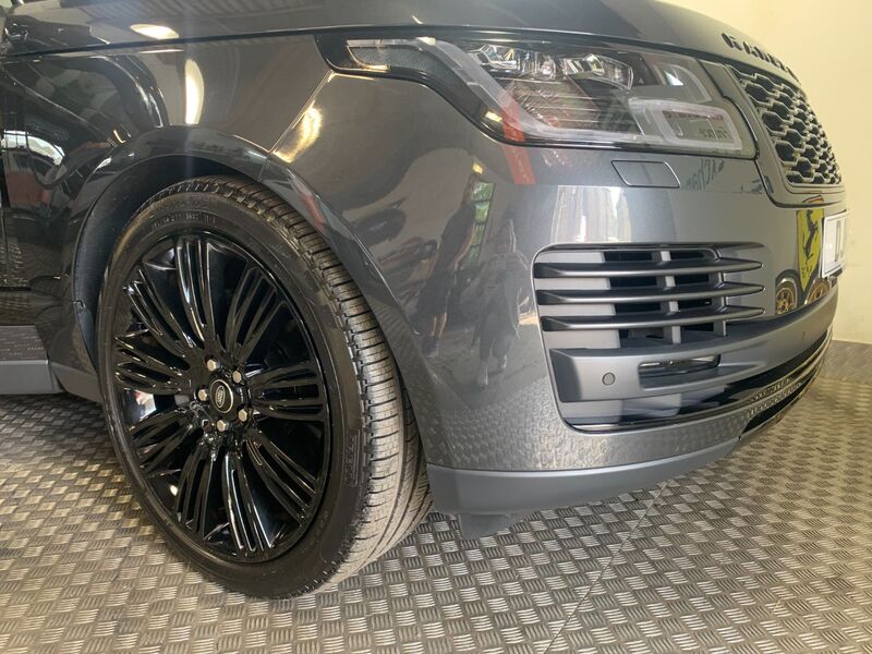 LAND ROVER RANGE ROVER