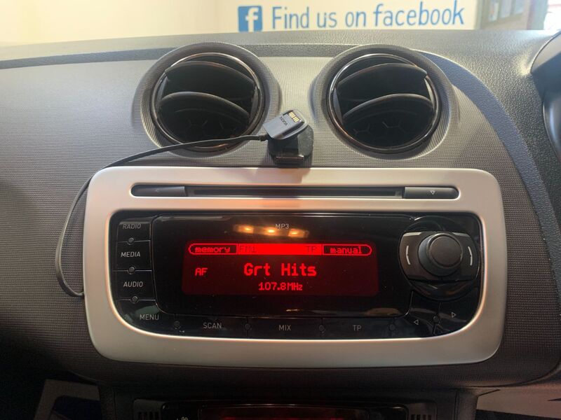 SEAT IBIZA