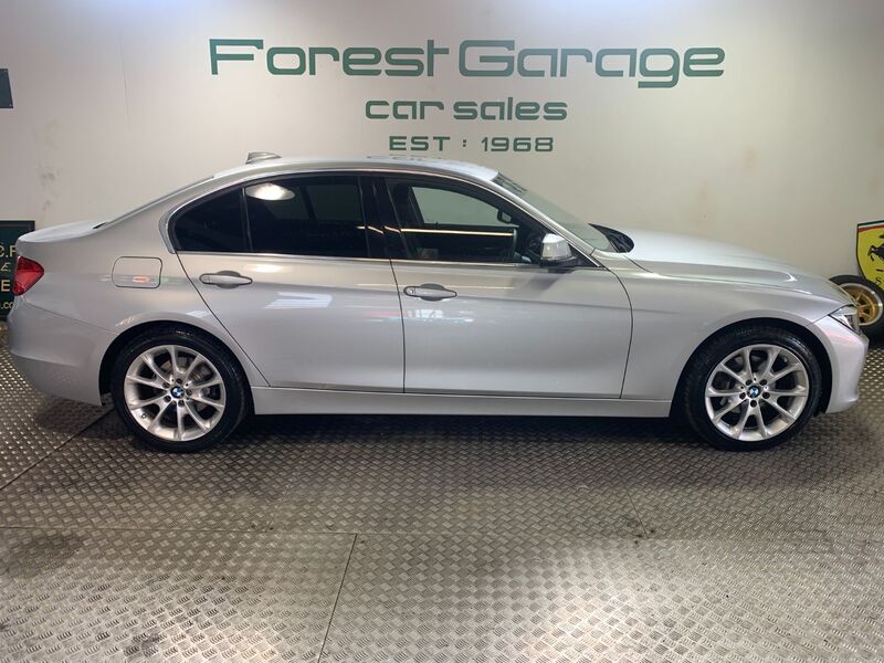 View BMW 3 SERIES 320D LUXURY