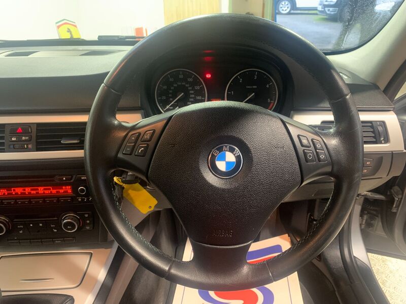 BMW 3 SERIES