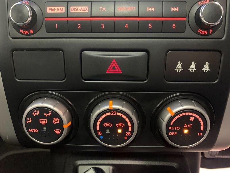 NISSAN X-TRAIL