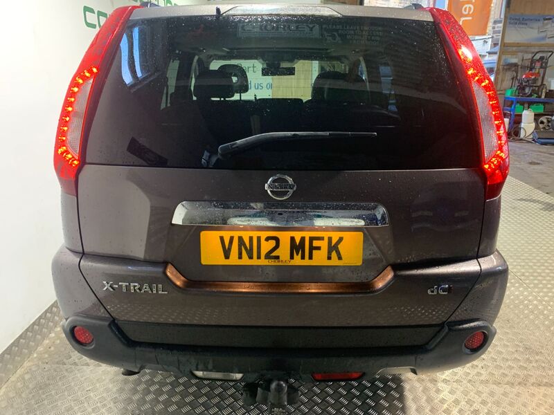 NISSAN X-TRAIL