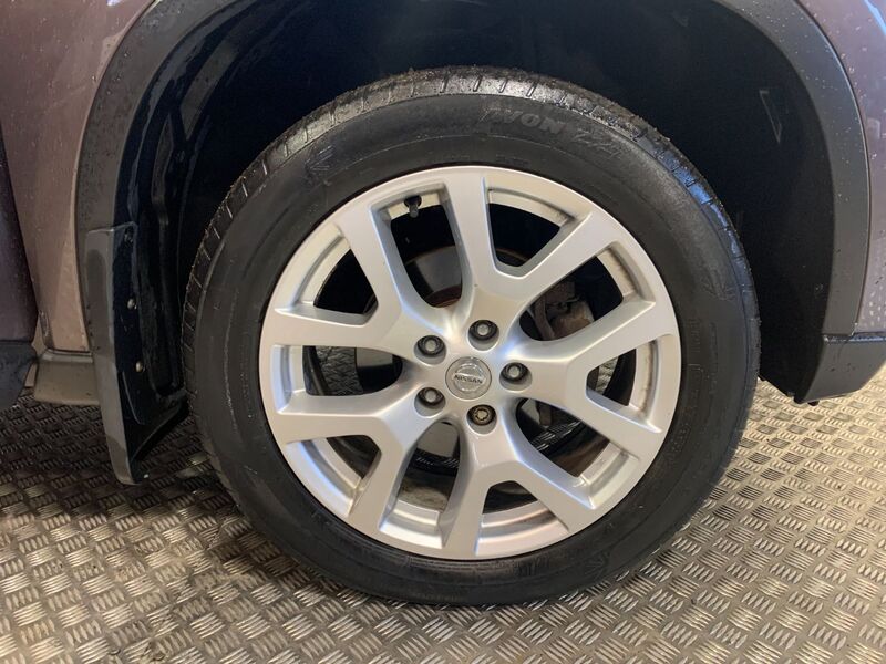 NISSAN X-TRAIL