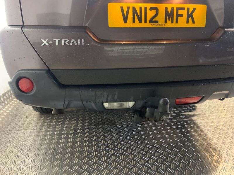 NISSAN X-TRAIL